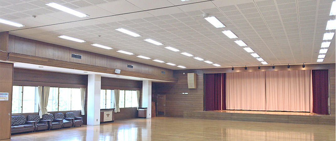北海道千歳公民館様のLED照明交換 施工事例
