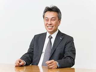 株式会社エミヤホールディングス代表取締役社長　三神司